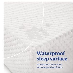 Graco Premium Crib & Toddler Mattress cover Machine-Washable